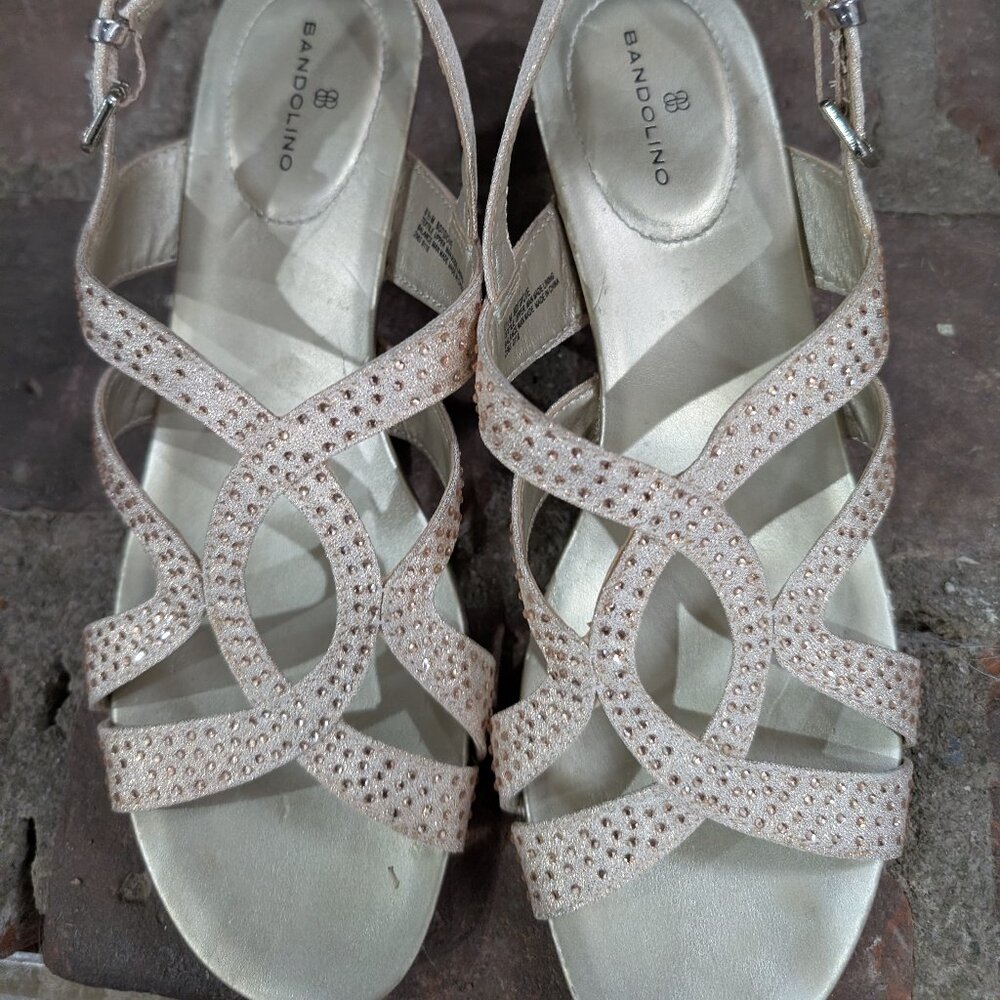 Bandolino pink sandals